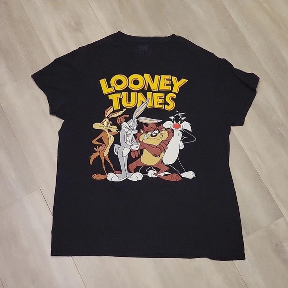 Looney‎ Toons Front and Back Characters Black Short Sleeve Tee Mens Size Medium - Picture 1 of 6